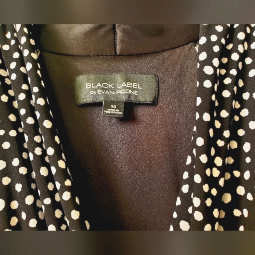 🔥Evan Picone Black and White Polka Dot Halter-Like Neckline🔥 - Picture 4 of 8